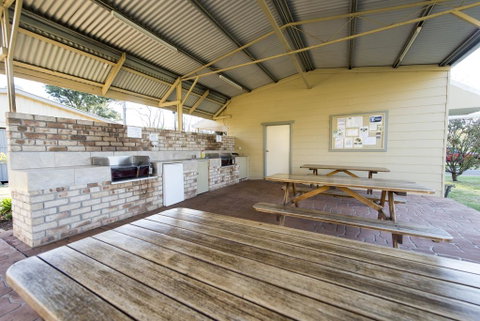 Fossickers Tourist Park - VIC Tourism 0