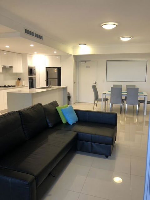 Four Bedroom Apartment - VIC Tourism 0