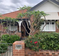 Frangipani House Cooks Hill
