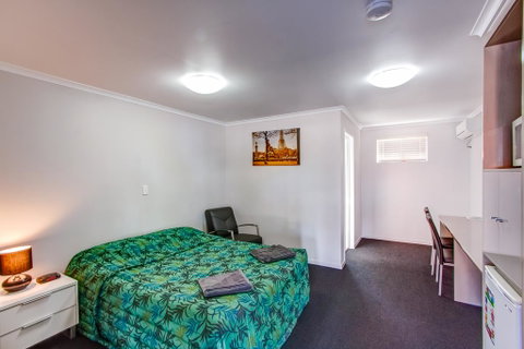 Galaxy Mackay Motor Inn - VIC Tourism 2