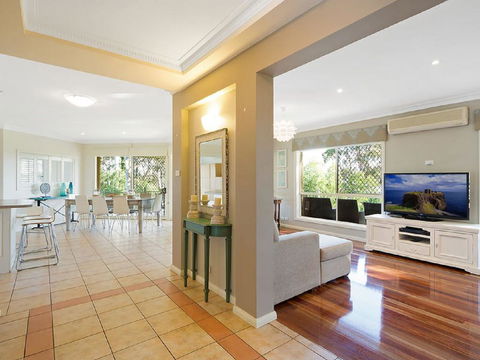 Gareth House - VIC Tourism 3