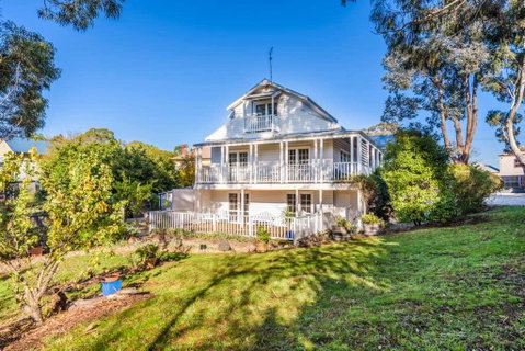 Gather At 65 Main In Hepburn Springs - VIC Tourism 0
