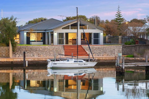 Geographe House - VIC Tourism 0