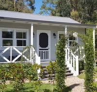 Georges at Hepburn - Miner's cottage - VIC Tourism