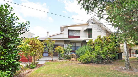 GETAWAY ON GARDEN - FREE WIFI - PET FRIENDLY (OUTSIDE ONLY) - VIC Tourism 0