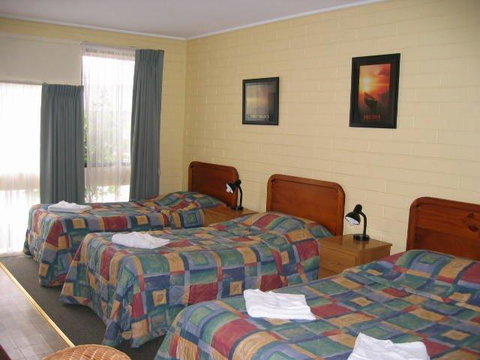 Gisborne Motel - VIC Tourism 2