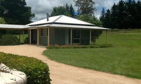 Glen Waverly Farmstay - VIC Tourism 0