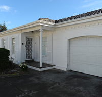 Glenelg Holiday Apartments-Colonial Square - VIC Tourism
