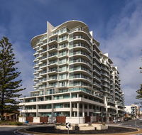 GlenelgApt - VIC Tourism