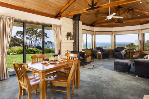 Glenoe Cottages - VIC Tourism 3