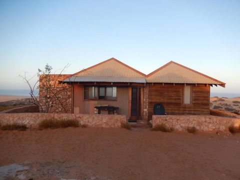Gnaraloo Station - Homestead - VIC Tourism 0