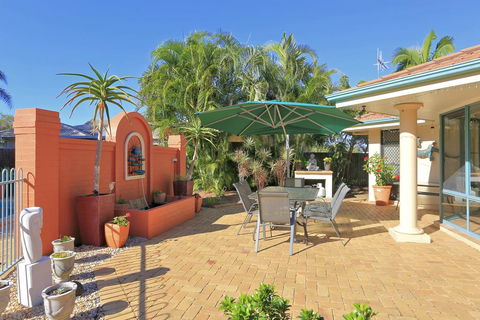 Golden Cane Bed & Breakfast - VIC Tourism 0