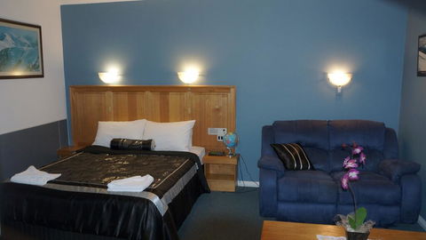 Golden Leaf Motel - VIC Tourism 2