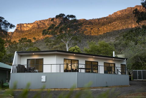 Golton In The Gap - VIC Tourism 0