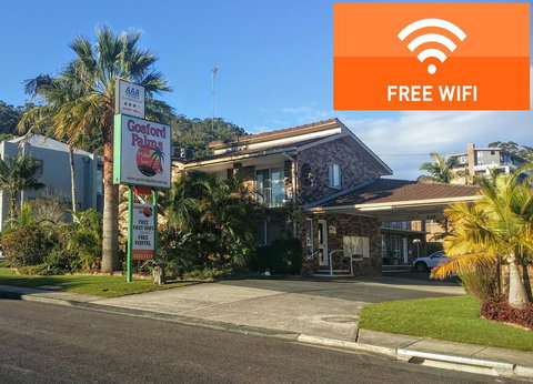 Gosford Palms Motor Inn - VIC Tourism 2