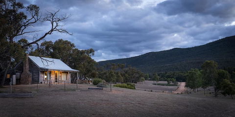 Grampians Pioneer Cottages - VIC Tourism 1