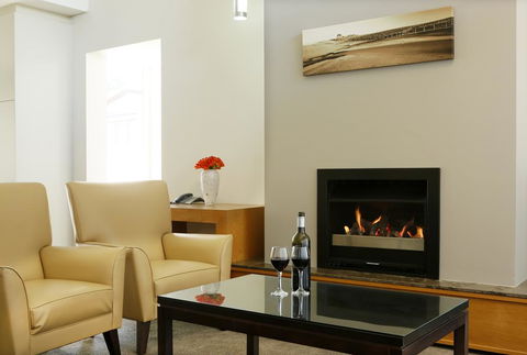 Grand Mercure The Vintage - VIC Tourism 1
