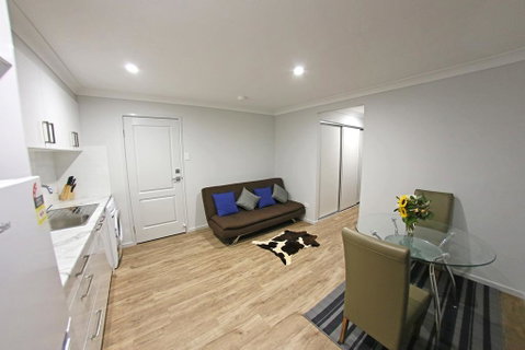 Granny Flat Next To Golf Course - VIC Tourism 0