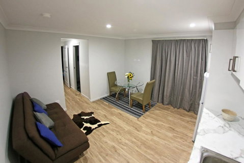 Granny Flat Next To Golf Course - VIC Tourism 1