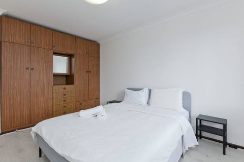 Great Location Unit Near South Perth & City & Zoo - VIC Tourism 1