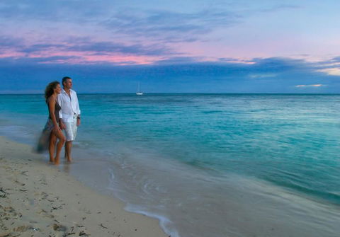 Green Island Resort - VIC Tourism 1