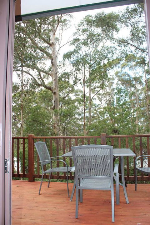 Green Leaves Cabin - VIC Tourism 3
