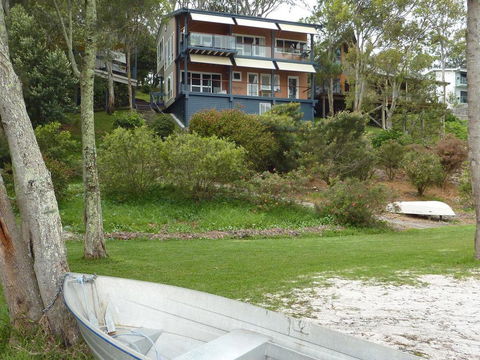 Green Point Lakehouse - VIC Tourism 0
