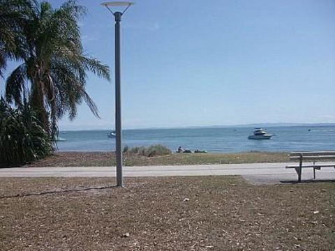 Ground Floor With Water Views And Pool! - VIC Tourism 3