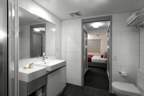 H On Mitchell Apartment Hotel - VIC Tourism 2