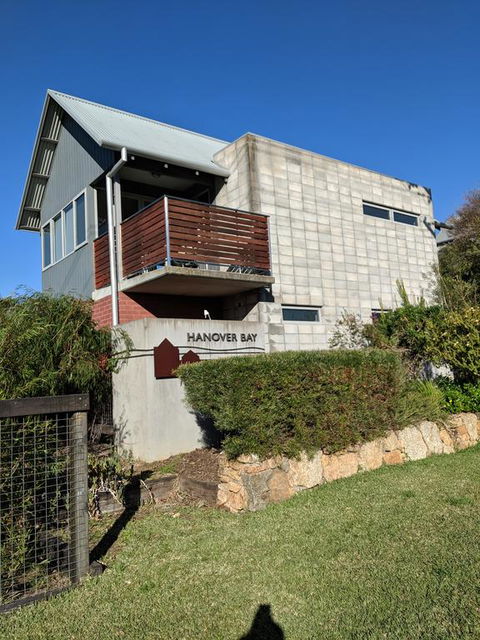 Hanover Bay Apartments - VIC Tourism 3