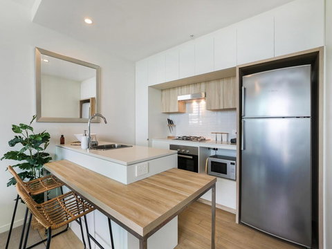 HARBOURSIDE- Hosted By: L'Abode Accommodation - VIC Tourism 1