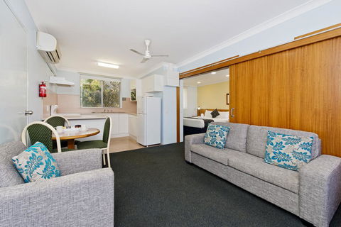 Haven Waters Motel & Apartments - VIC Tourism 3