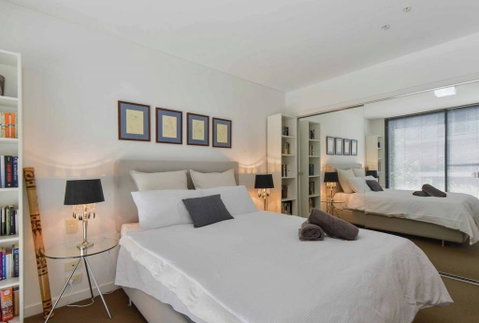 HAZEL Chapel St Socialite. Pool, Spa & Gym - VIC Tourism 2
