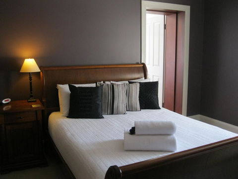 Heritage Guesthouse - VIC Tourism 2