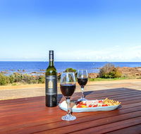 High Tide - Wallaroo Beachfront Property - Pet-Friendly - VIC Tourism