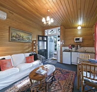 Hillside Country Retreat - VIC Tourism