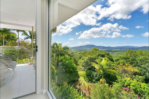 Hilltop Rainforest Retreat - VIC Tourism 1