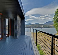 Hobart Waterfront Luxury Retreat - VIC Tourism