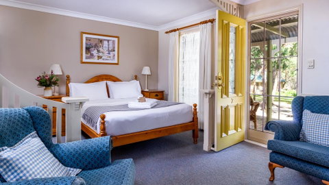 Honeysuckle Cottages - VIC Tourism 0