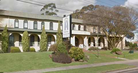 Hotel Cavalier - VIC Tourism 0