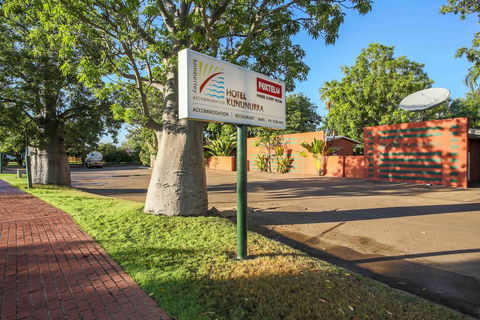 Hotel Kununurra - VIC Tourism 0