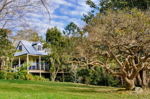Jacaranda Cottages - VIC Tourism 0