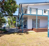 Jamaica Holiday Units - VIC Tourism
