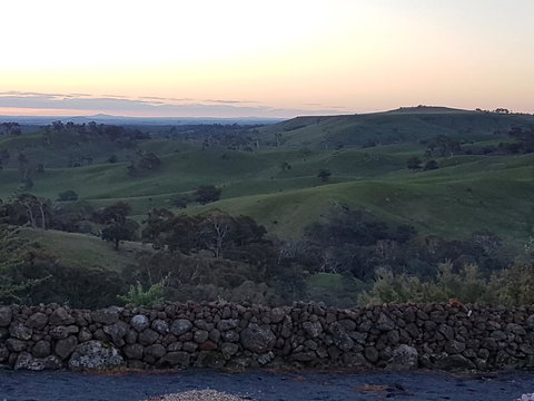 Jinji's Edge Escape - VIC Tourism 1