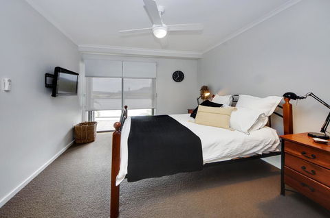 Jubilee Apartment No 5 - VIC Tourism 1