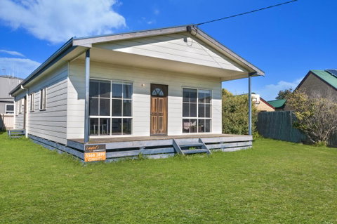 Julieanne - South Beach Home Made For Families - VIC Tourism 0