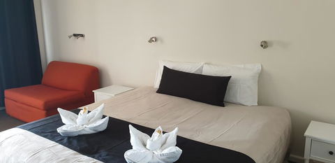 Kandos Fairways Motel - VIC Tourism 3