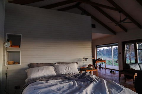 Kestrel Nest EcoHut - VIC Tourism 2