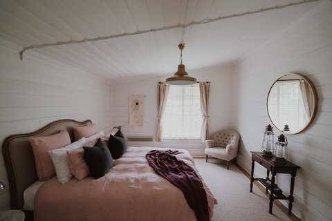 Kimo Estate - VIC Tourism 0