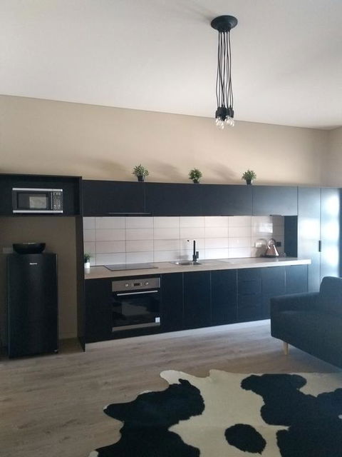 Kindred Parkside Apartments - VIC Tourism 0